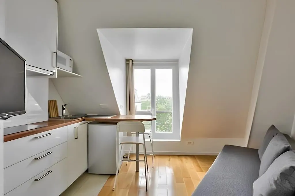 Apartment Cosy Studio Near Reuilly Diderot Metro Station Paris