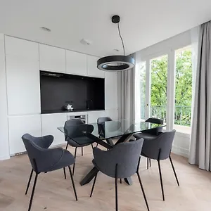 Apartment Opera, Paris